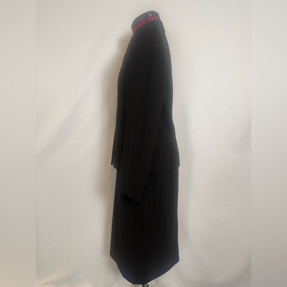 Le Suit Skirt Suit Woman's Size 6 Black Pinstriped 2-Piece Set Blazer & Skirt - Picture 13 of 15